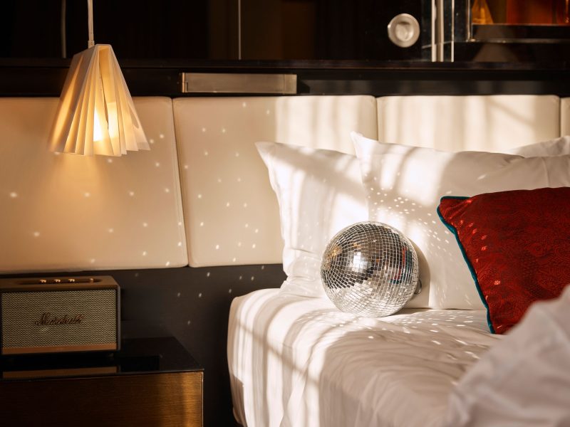 QT Sydney hotel image