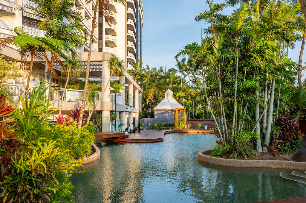 Wake Up to Coral Sea Views hero image