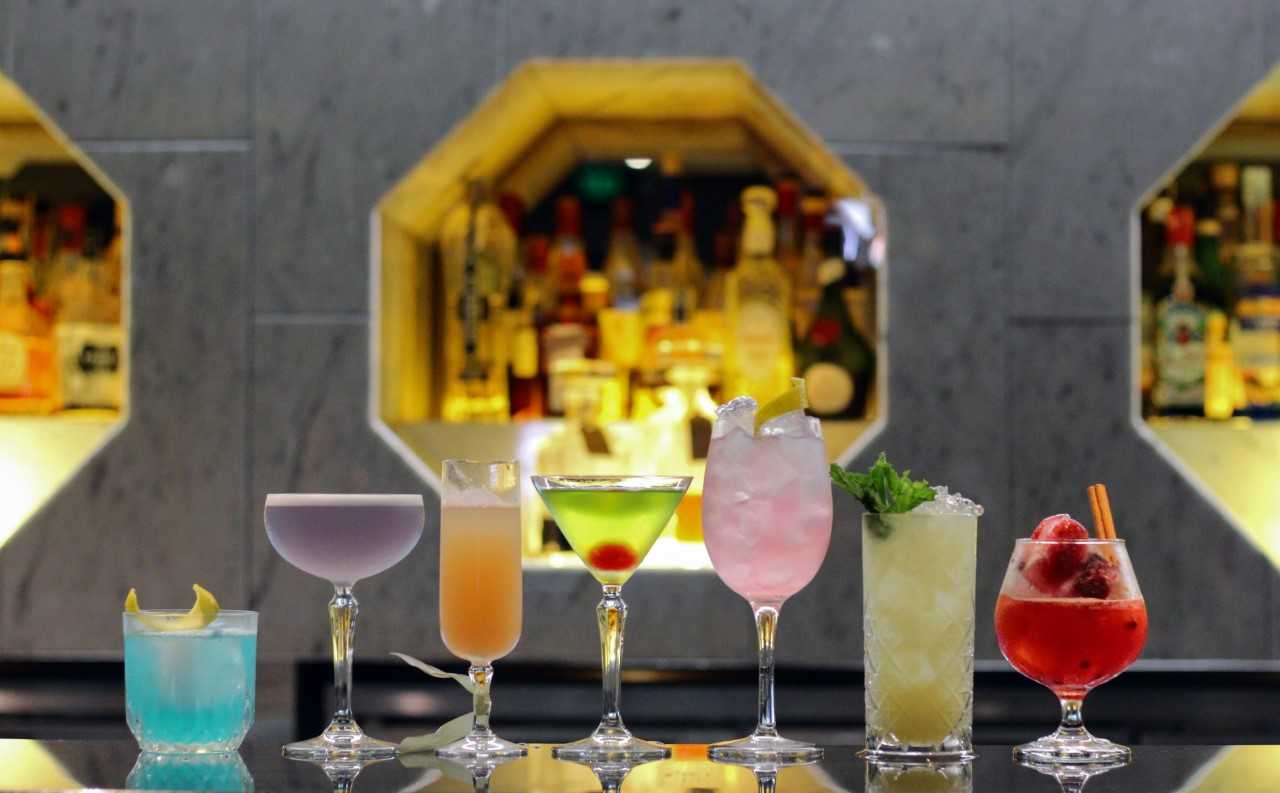 The Black Sparrow restaurant or bar image