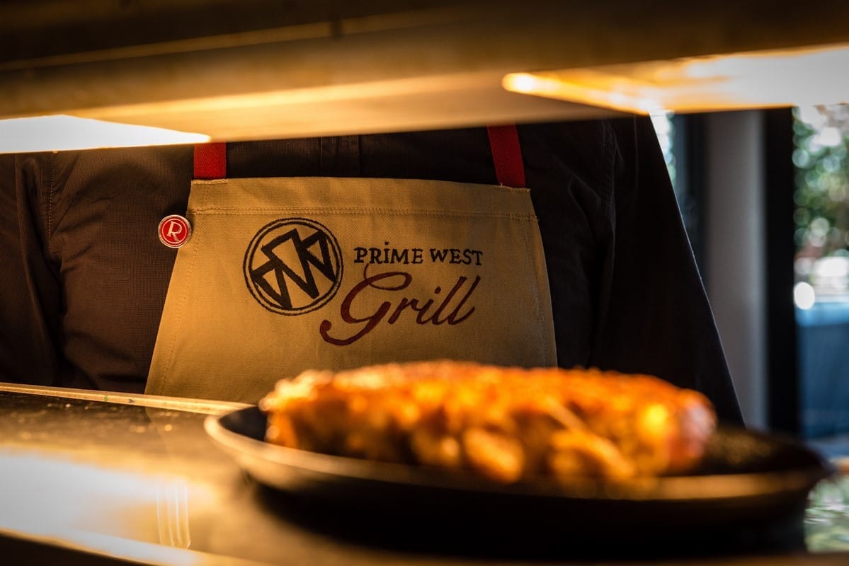 Prime West Bar & Grill image
