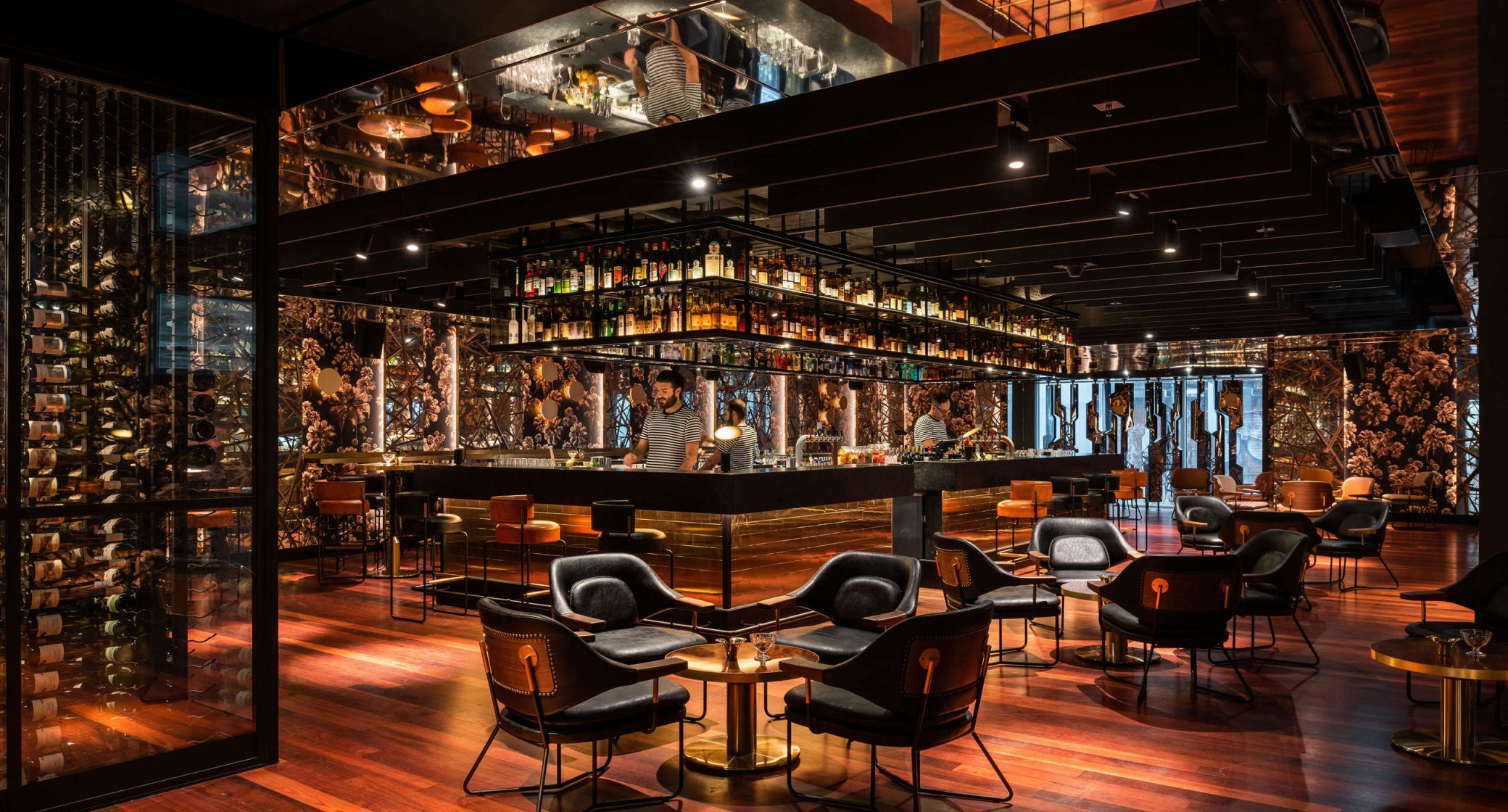 Santini Bar image