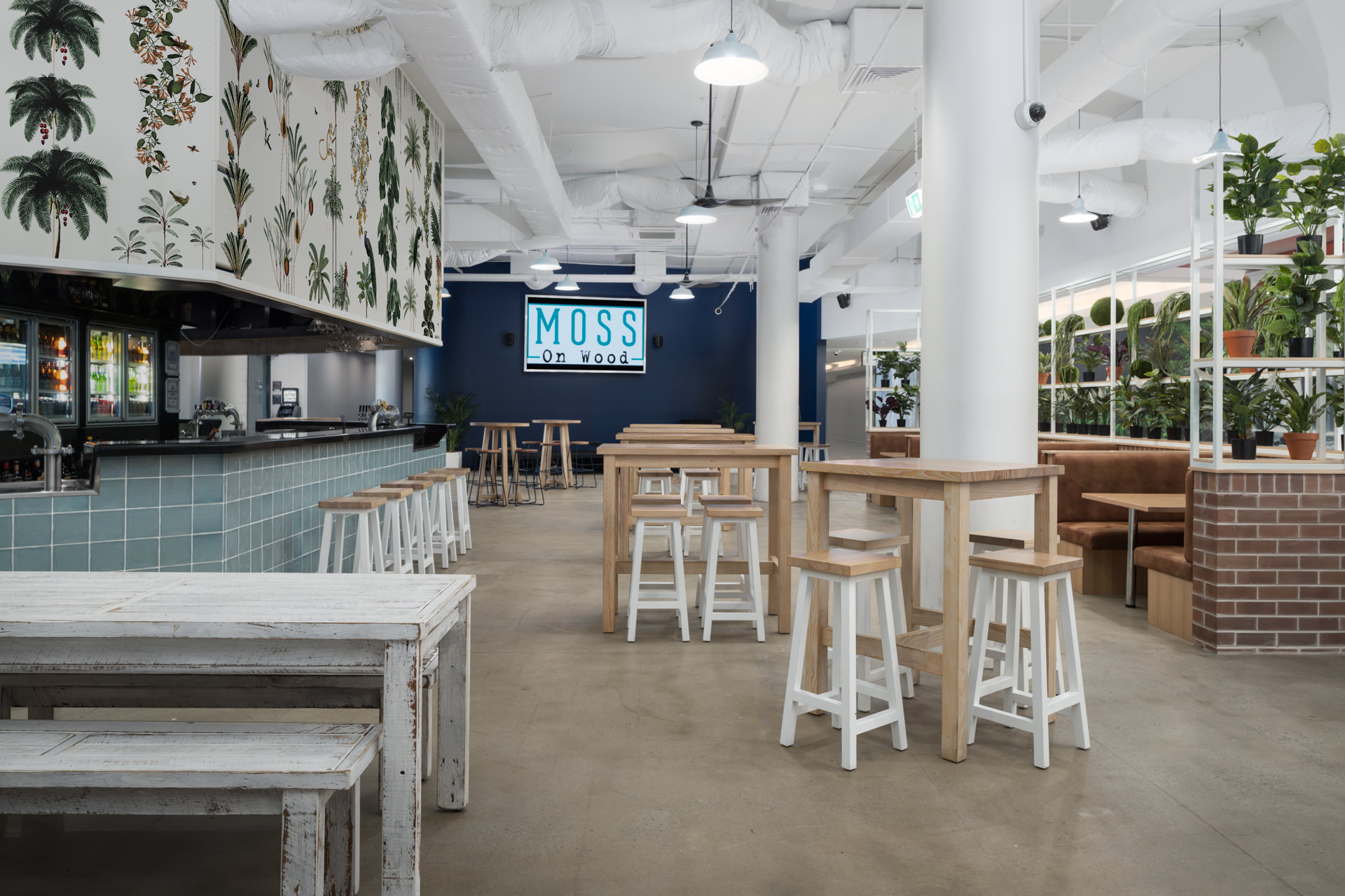 Moss on Wood Restaurant & Bar image