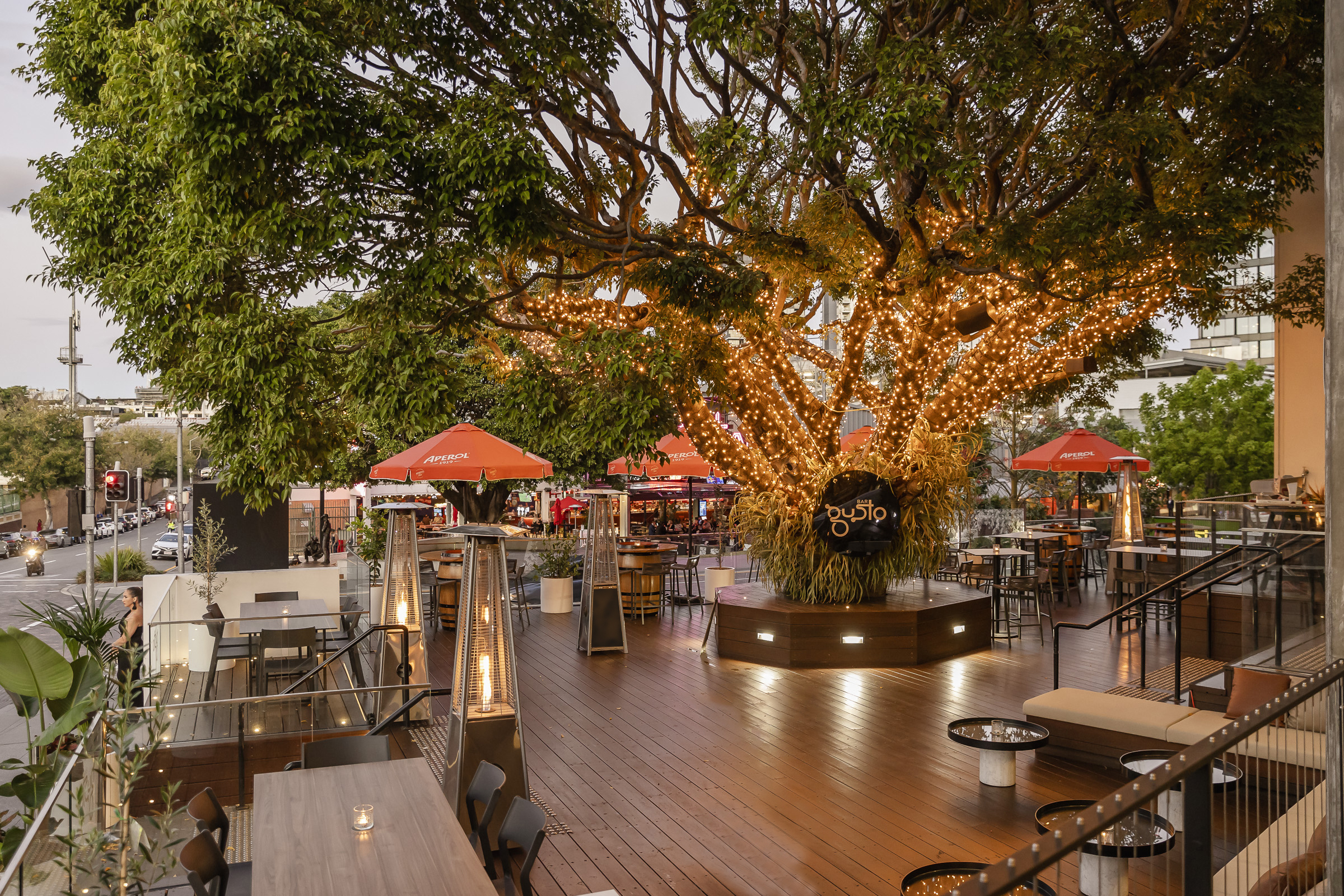 Bar Gusto image