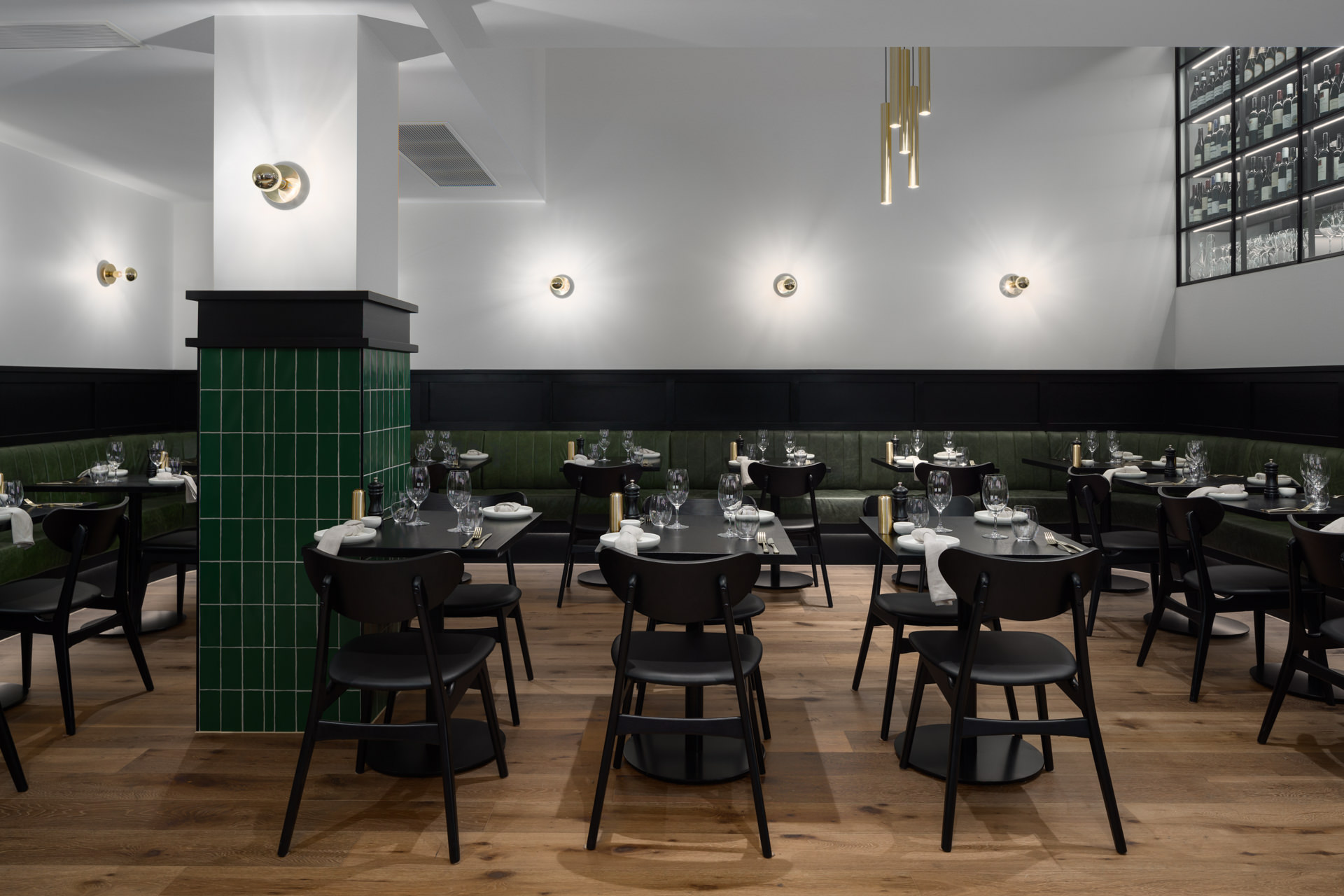 MISTER MUNRO Restaurant & Bar image