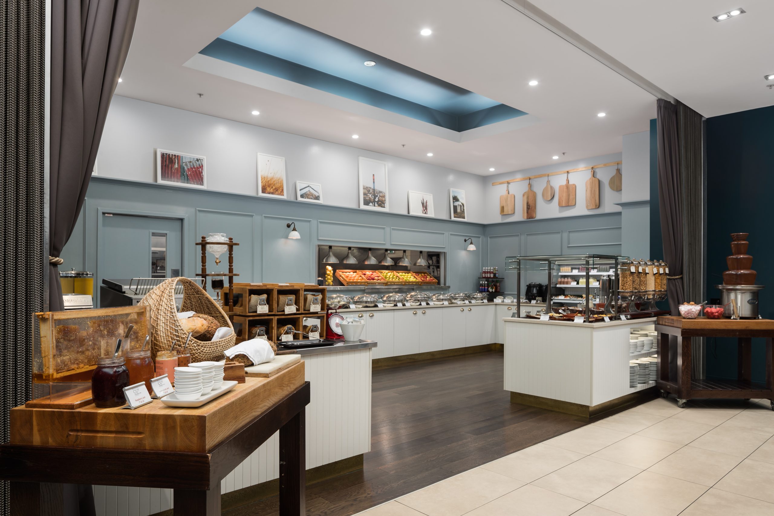 Daily buffet breakfast for two highlight image