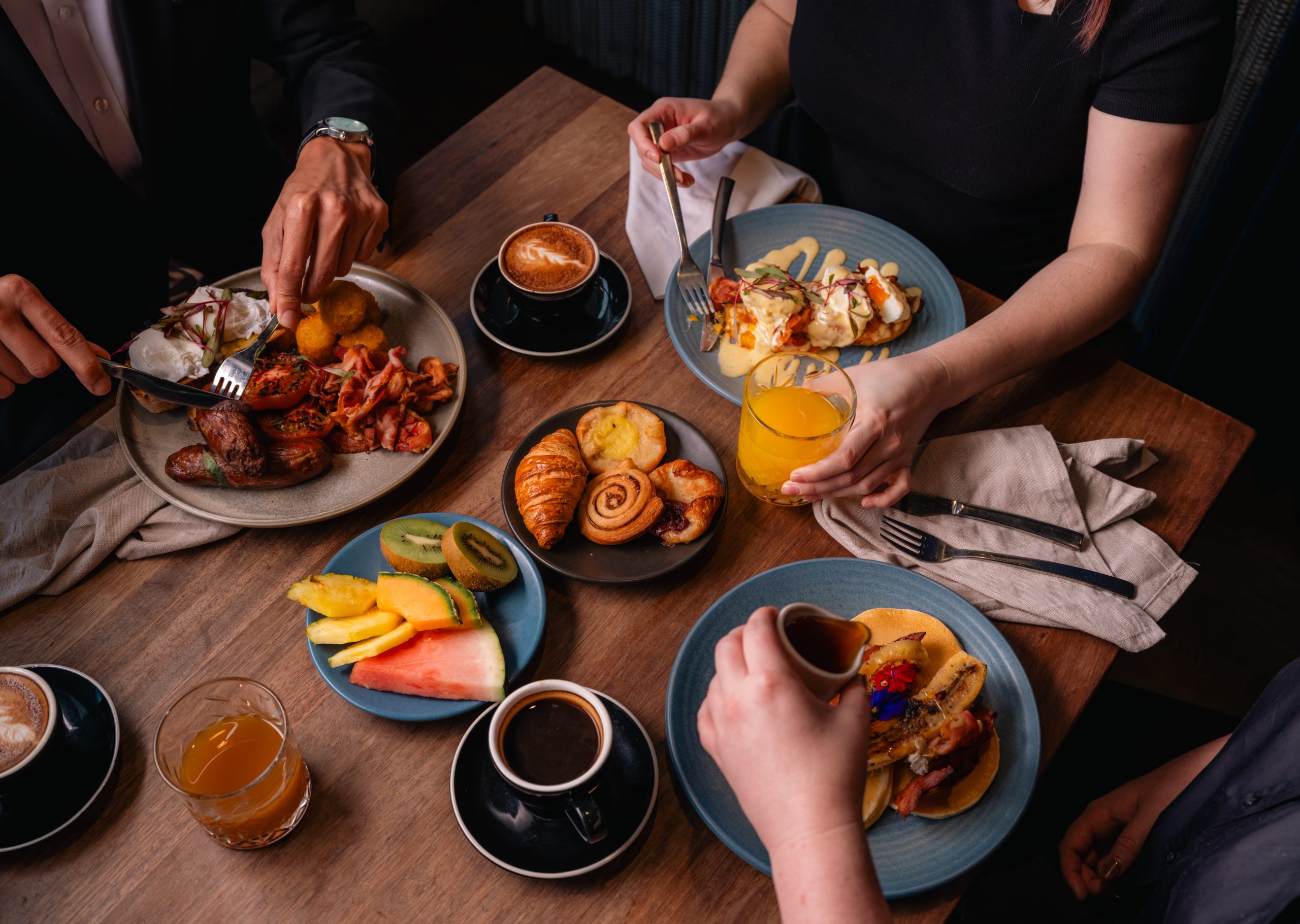 Daily buffet breakfast for two highlight image