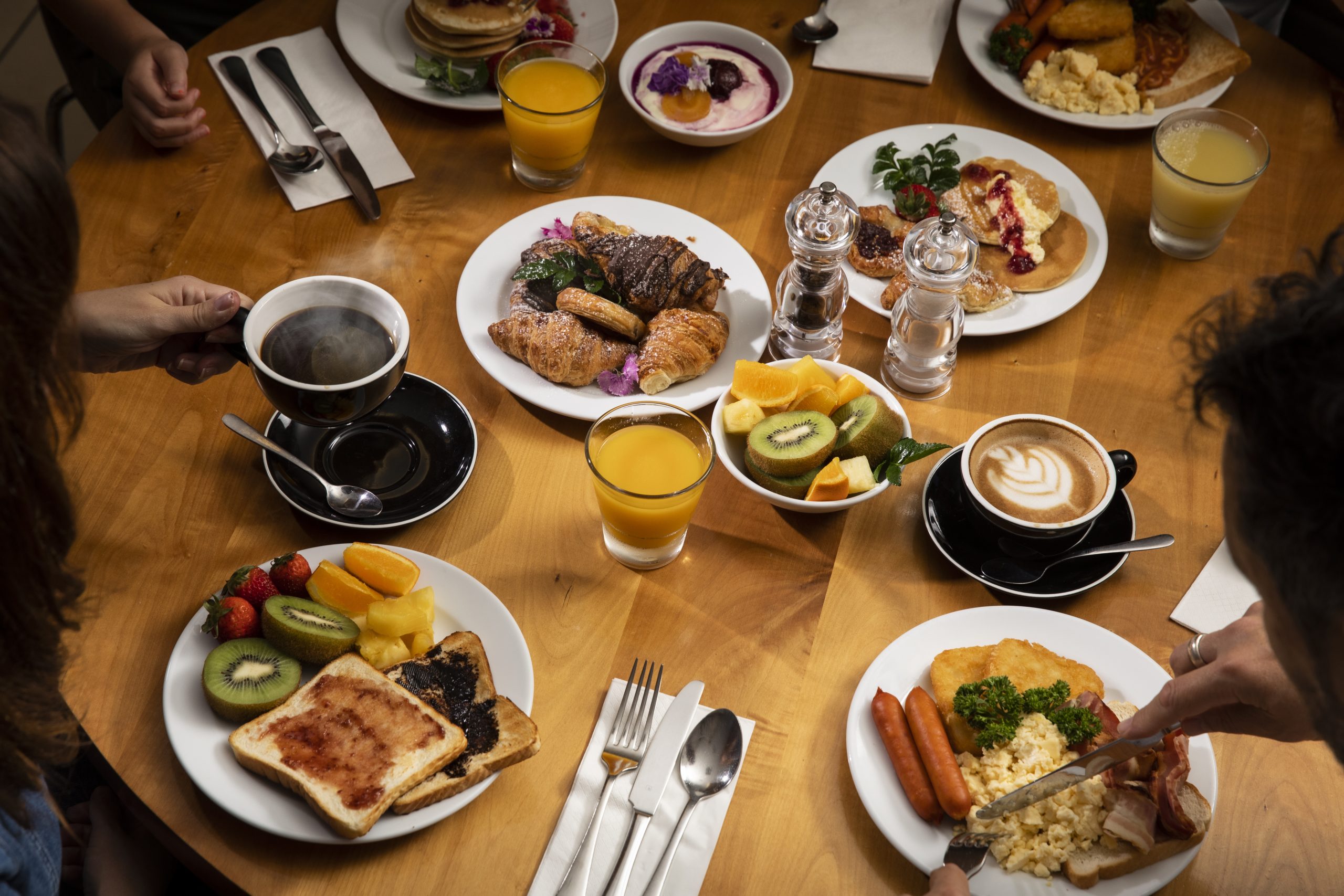 Daily buffet breakfast for two highlight image