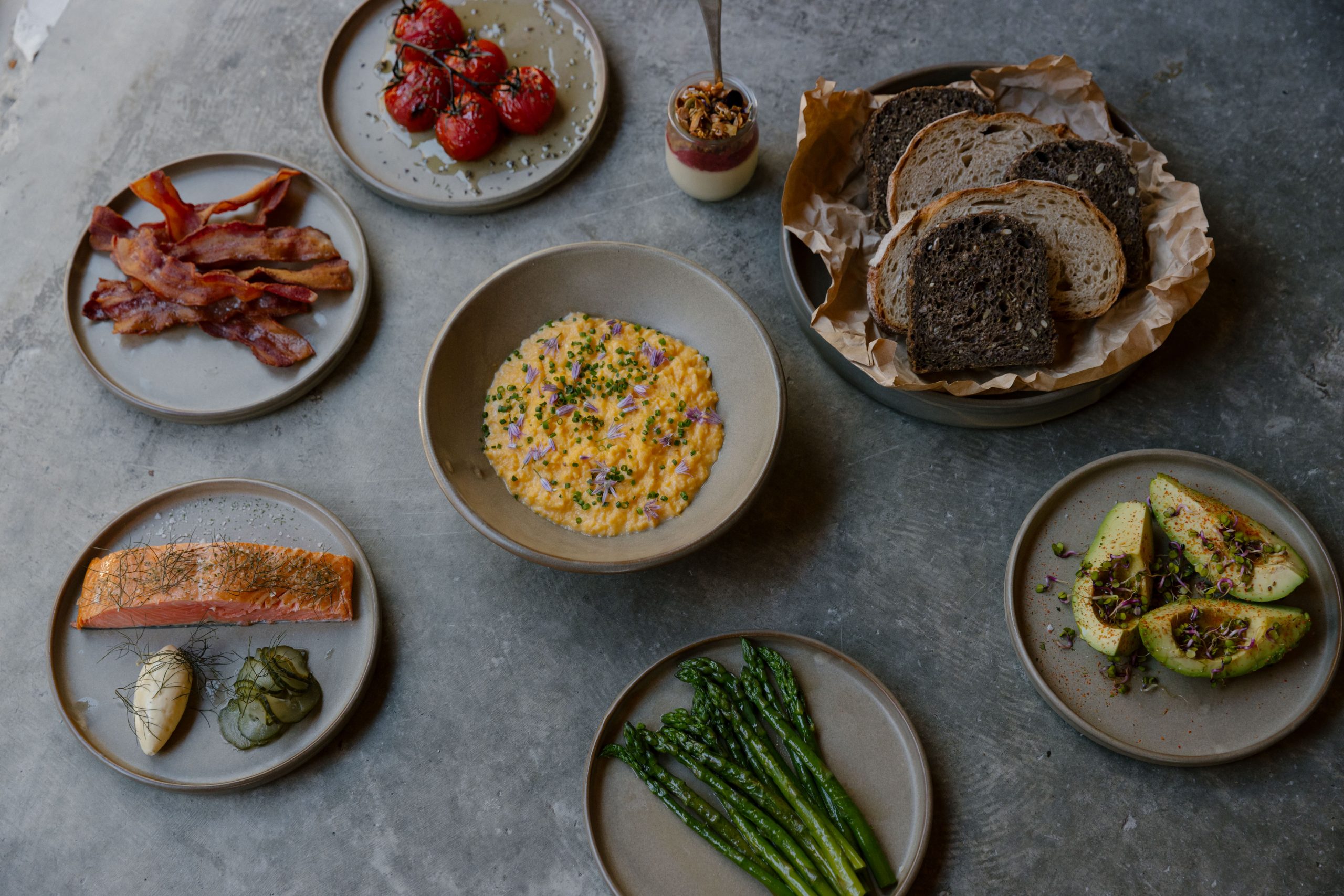 $25 food and beverage credit highlight image