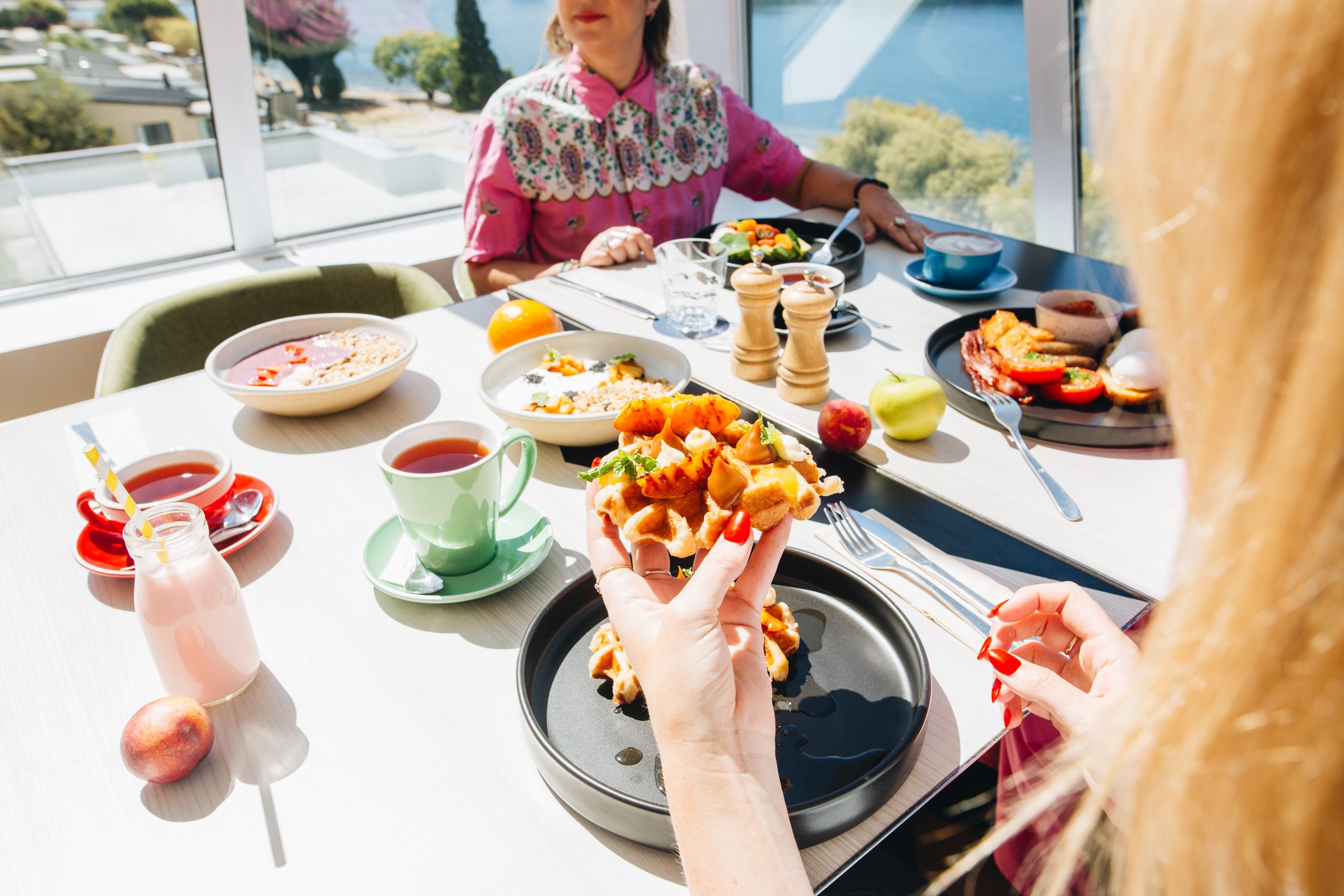 $50 daily food & beverage credit  highlight image